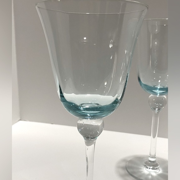 Vintage Optic Glass Wine Glasses Water Goblets Aqua Blue Set of 3 Clear Stems - Picture 3 of 5